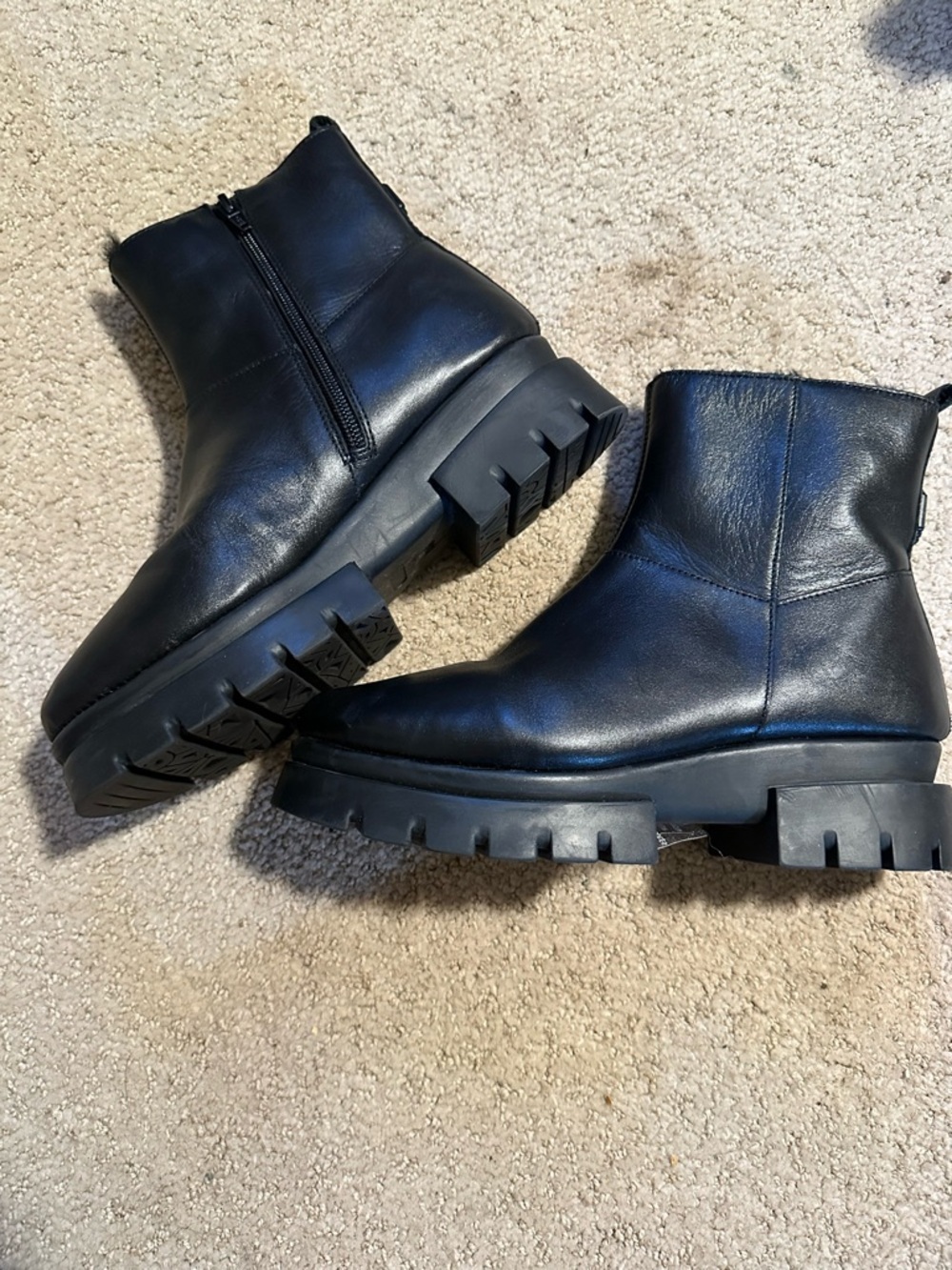 NWOT Carvela Run leather platform boots black - Picture 3 of 5